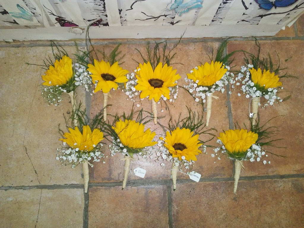 -06 daisy chain florist